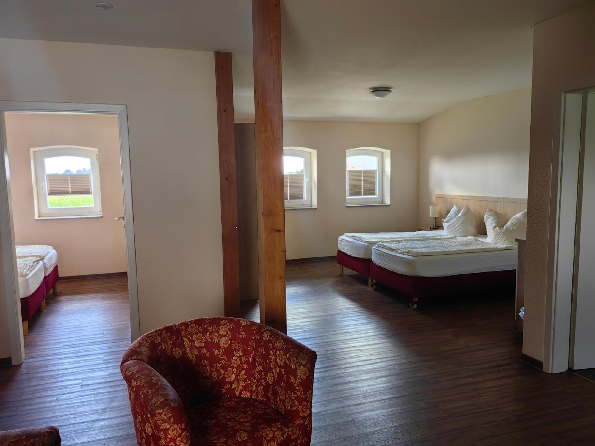 Landhotel Kreien Extérieur photo